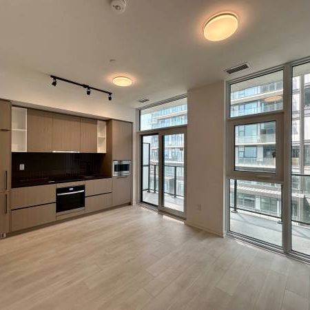 Apartment for Lease in the Newly Constructed Galleria Condos! - Photo 3