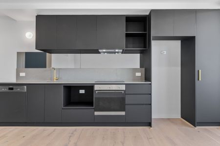 335/81 Cooyong Street, Reid - Photo 3