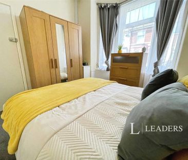1 bedroom property to rent Jervis Road, Portsmouth, Hampshire, PO2 - Photo 2