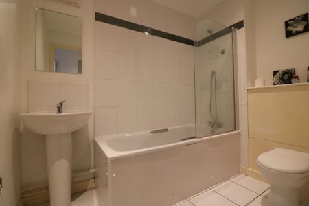 Apartment 59, 55 Queens Dock Avenue - Photo 2