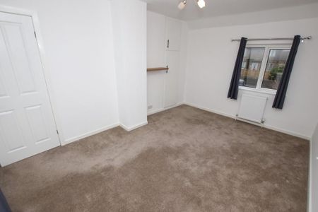 2 bedroom townhouse to rent - Photo 3