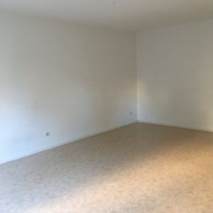 NANCY SECTEUR PLACE DE LA COMMANDERIE ET PLACE DE LA CROIX DE BOURGOGNE F1 DE 31 M2 - Photo 2