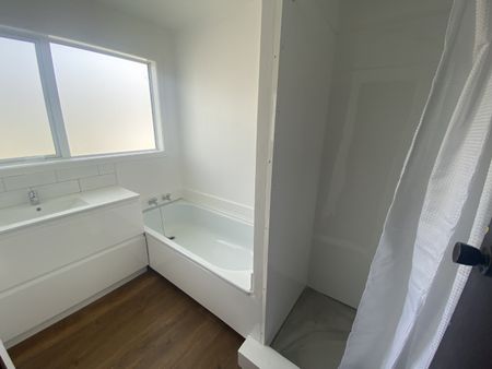 NAENAE LIVING - Photo 5