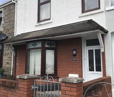 4 bedroom house to rent - Photo 1