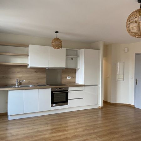 Location Appartement 2 pièces 47m² NARBONNE 11100 - Photo 4