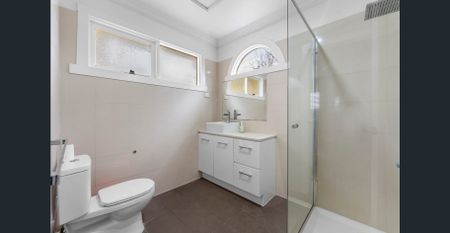 Living the Hampton Lifestyle - Photo 2