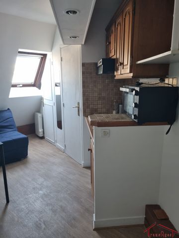 Location Appartement 1 pièce 9m² PARIS 8ème - Photo 5