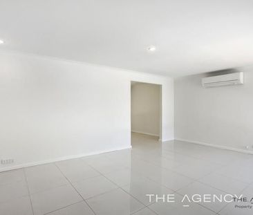 Beautifully renovated 3 bedroom in Padbury. 6 month lease preferred - Photo 3