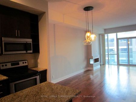 Vu Condos & Lofts #405 - Photo 4