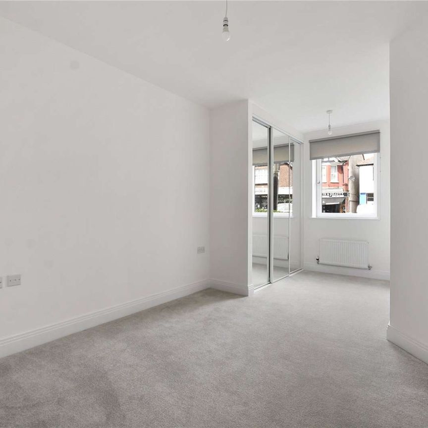 A one bedroom apartment of 535 sq ft, finished to a high specification and set on the ground floor. Available October 2025. - Photo 1