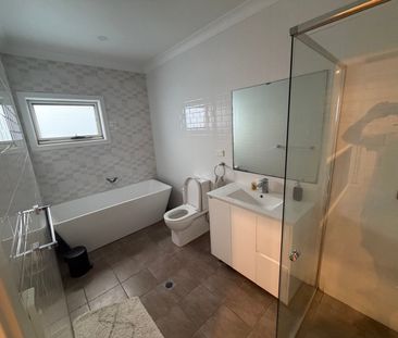 Toongabbie - Photo 6