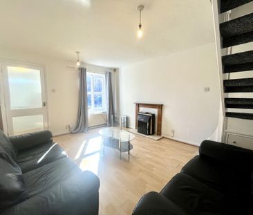 2 bedroom semi-detached house to rent - Photo 2