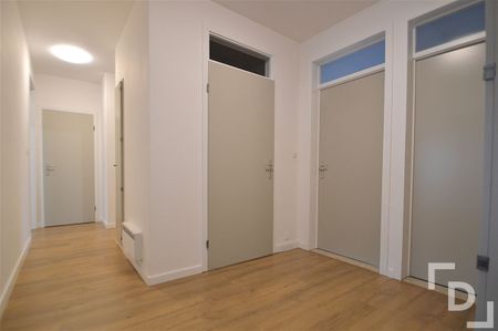 Gerenoveerd appartement met garagebox - Photo 2