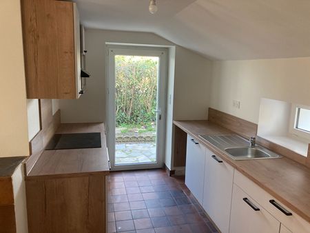 Location Maison 3 pièces 97m² - Photo 2