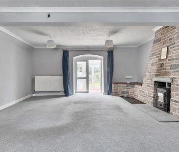 4 bedroom terraced house to rent - Photo 2