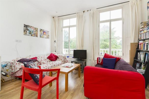 3 bedroom flat to rent - Photo 1