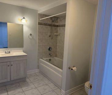 For Lease - 206 Corner Ridge Road Unit# Basement Unit One, Aurora, ... - Photo 1