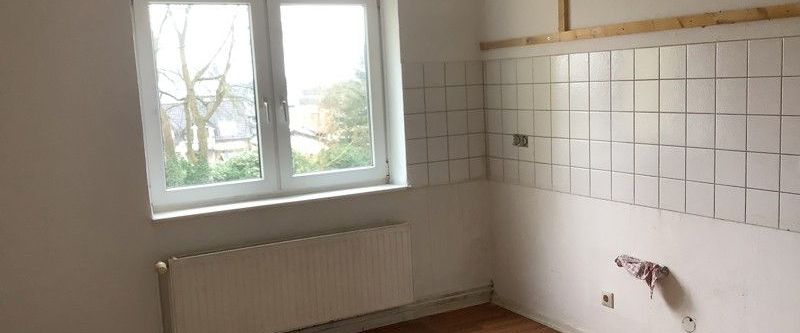 3-Zimmer-Erdgeschosswohnung mit großer Küche! - Foto 1