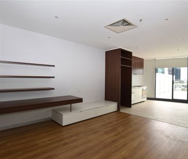 1311/555 Flinders Street - Photo 1