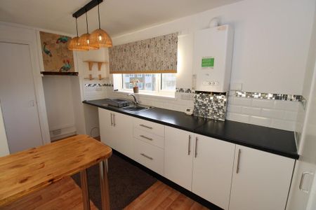 2 bedroom flat to rent - Photo 5