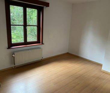 3-gevel woning, ideaal gelegen in een rustige en residentiële wijk ... - Foto 5