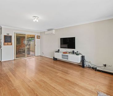 Prime Location! - Photo 1