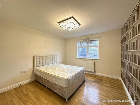 4 bedroom detached bungalow to rent - Photo 4