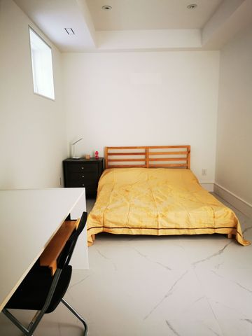 For Lease - 250 Burbank Drive, Toronto, Ontario - Photo 4