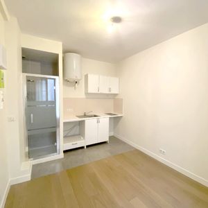 Location Appartement LEVALLOIS PERRET - - Photo 2