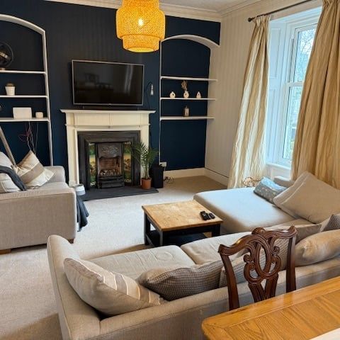 3 Bed Terraced House, Brighton Place, AB10 - Photo 1