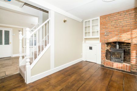 3 bedroom house to rent Orchard Street, Chichester, PO19 - Photo 5