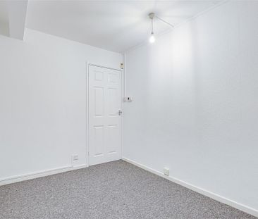 2 Bed Flat For Rent - Photo 1