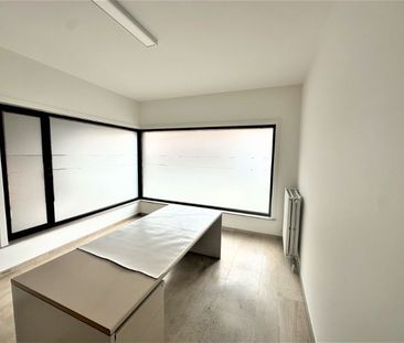 Woning met 3 slaapkamers en kantoor/praktijkruimte - Photo 1