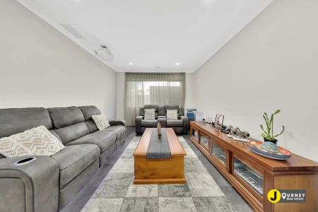 “🏡 Modern Living in a Prime Craigieburn Location!” - Photo 2