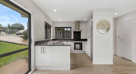 4 Bedroom Home Available Now In Weymouth! - Photo 3