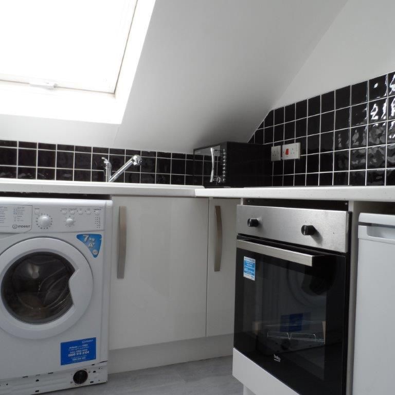 1 bedroom flat to rent - Photo 1