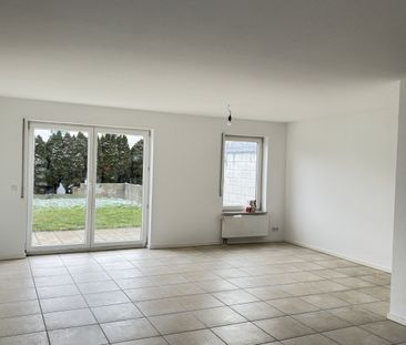 NEHREN: Charmante Doppelhaushälfte in begehrter Wohnlage - Photo 2