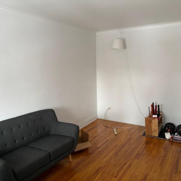 3 1/2 - Montréal (Ahuntsic) - 1 300 $/mois - Photo 1