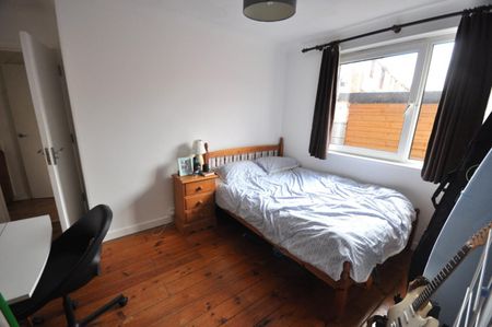 1 bedroom Flat To Let - Photo 5