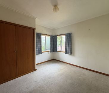 What more could you want? You'll love living here! - Photo 3