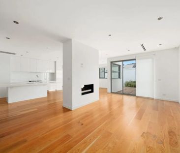 Luxurious home in the leafy streets of Kew - Photo 2