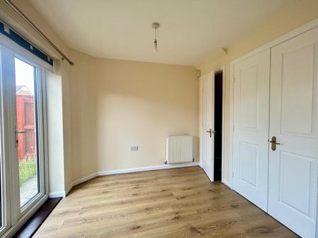 2 bedroom terraced house to rent - Photo 4