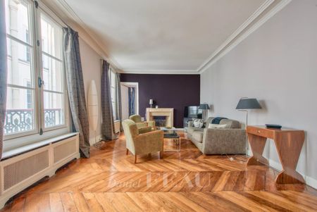 Tout savoir sur cet appartement dans le quartier Saint Thomas d'Aquin, à Paris 7ème - Photo 3
