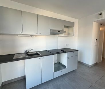 Appartement Six Fours Les Plages 4 pièce(s) 72.35 m2 - Photo 3