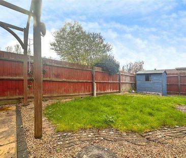 2 bedroom terraced house to rent - Photo 3