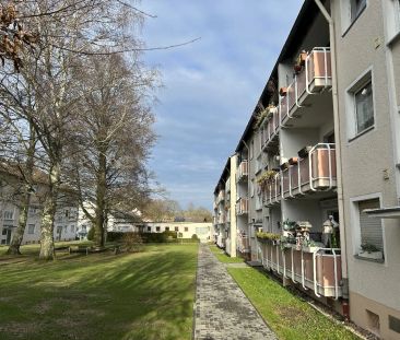 Renovierungsbedürftige 3-Zimmer-Wohnung mit Balkon in Leverkusen-Lü... - Foto 5