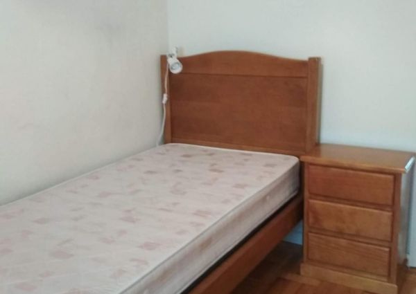Quartos para estudantes raparigas em Viana