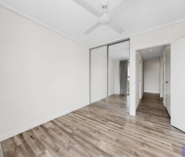 Low-Maintenance Living in Sought-After Robina - Photo 5