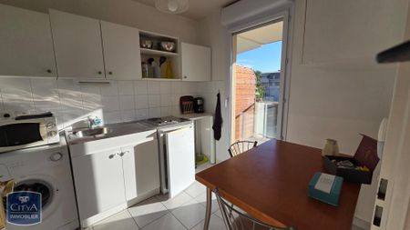 Location Appartement 1 pièce 37m² CHAMALIERES 63400 - Photo 3