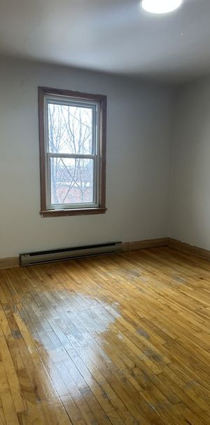 41/2 Près De L'UdeS - Photo 1